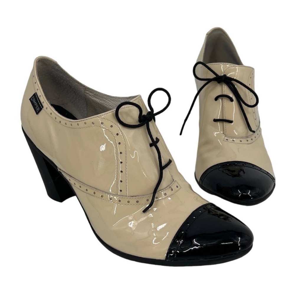 Camper Twins Shootie - Oxford style lace-up heels